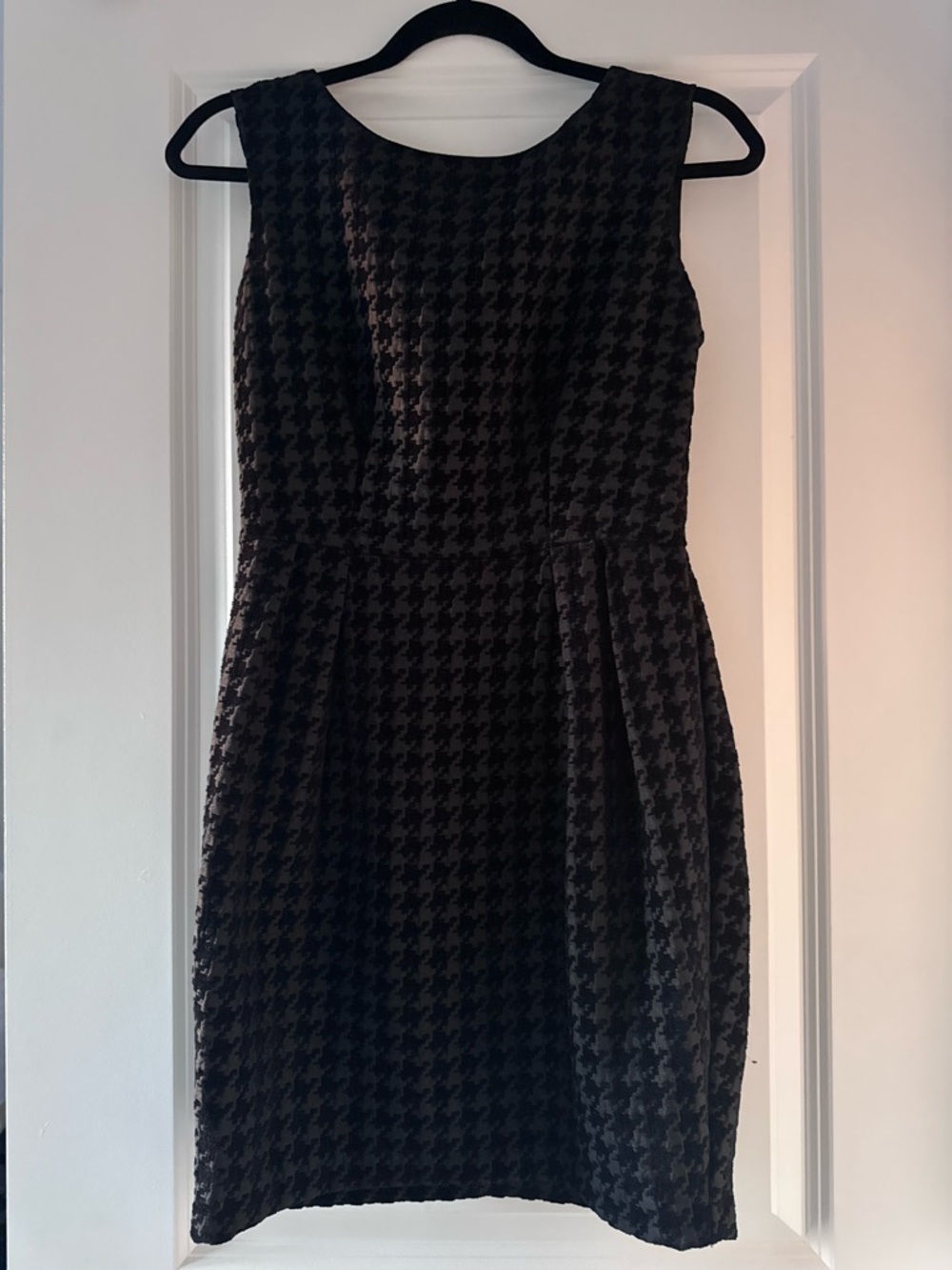 American Apparel Black Houndstooth Sleeveless Midi Dress